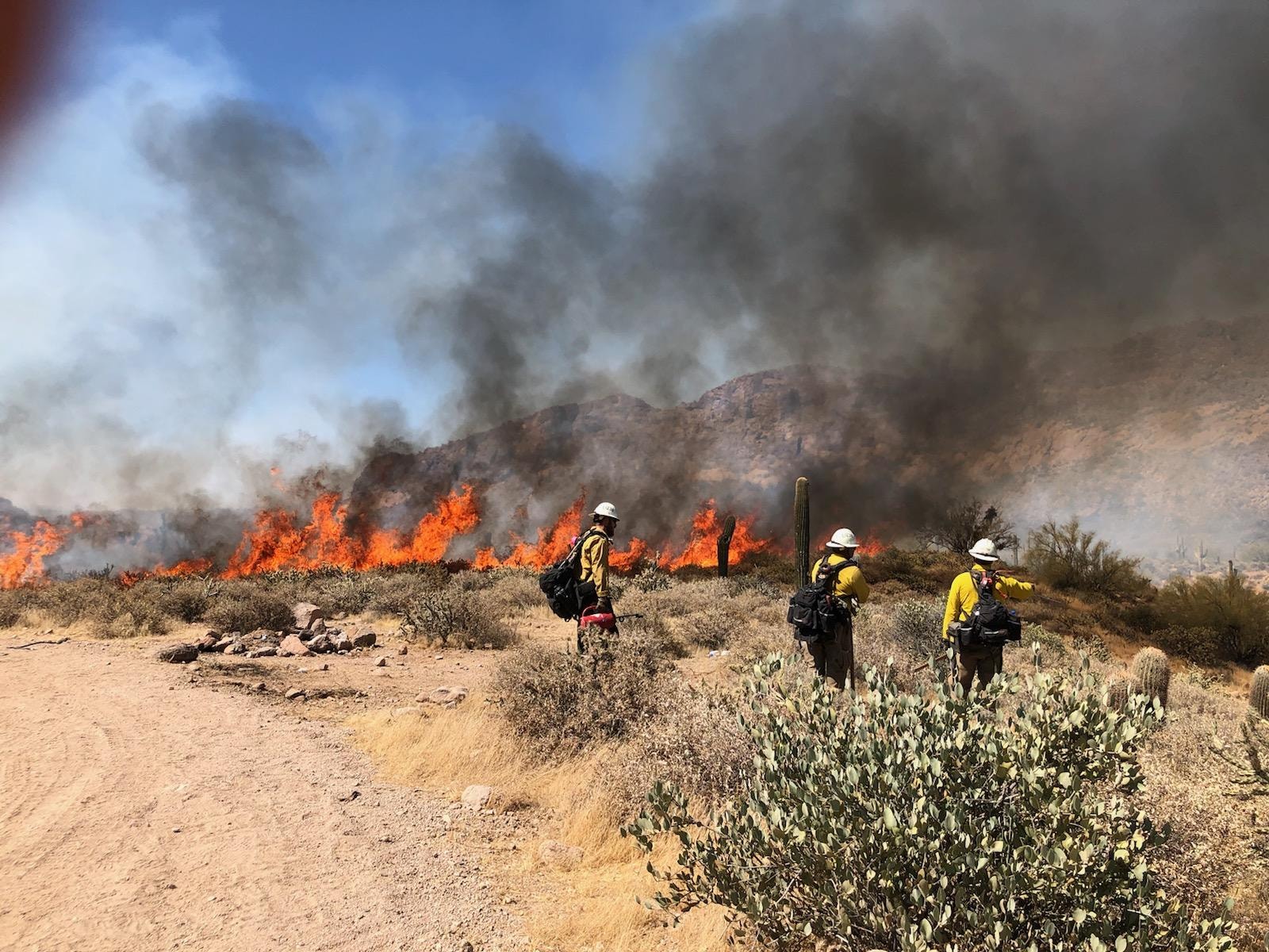 FIRE in the Bulldog Canyon (close call!)